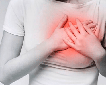 7 Symptoms Of  Breast Cancer Besides a Lump